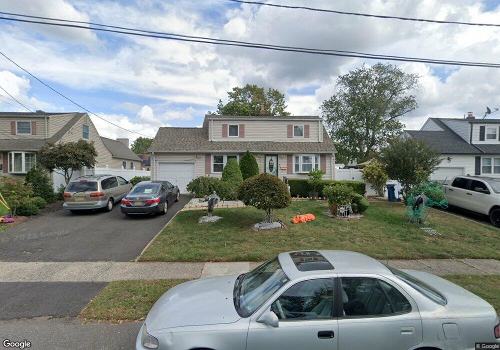 22 Leeds Dr, South Plainfield, NJ 07080 - photo 1