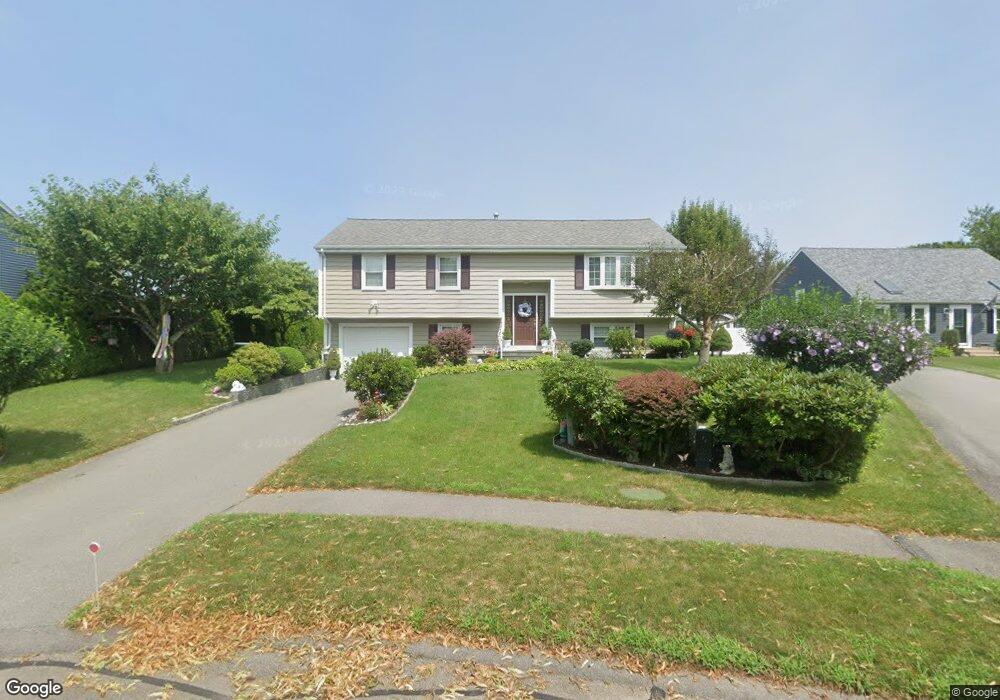 12 Spyglass Ln, South Dartmouth, MA 02748 - photo 1