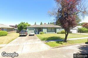 2924 Maple St, Longview, WA 98632