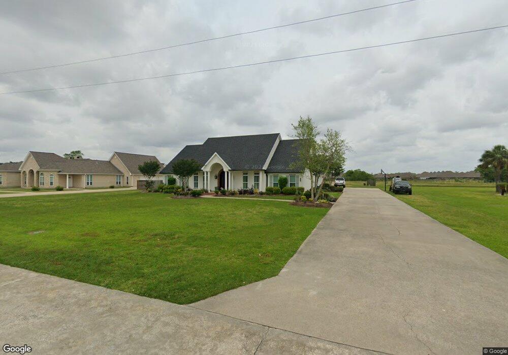 1682 N Crestview Dr, Lake Charles, LA 70605 - photo 1