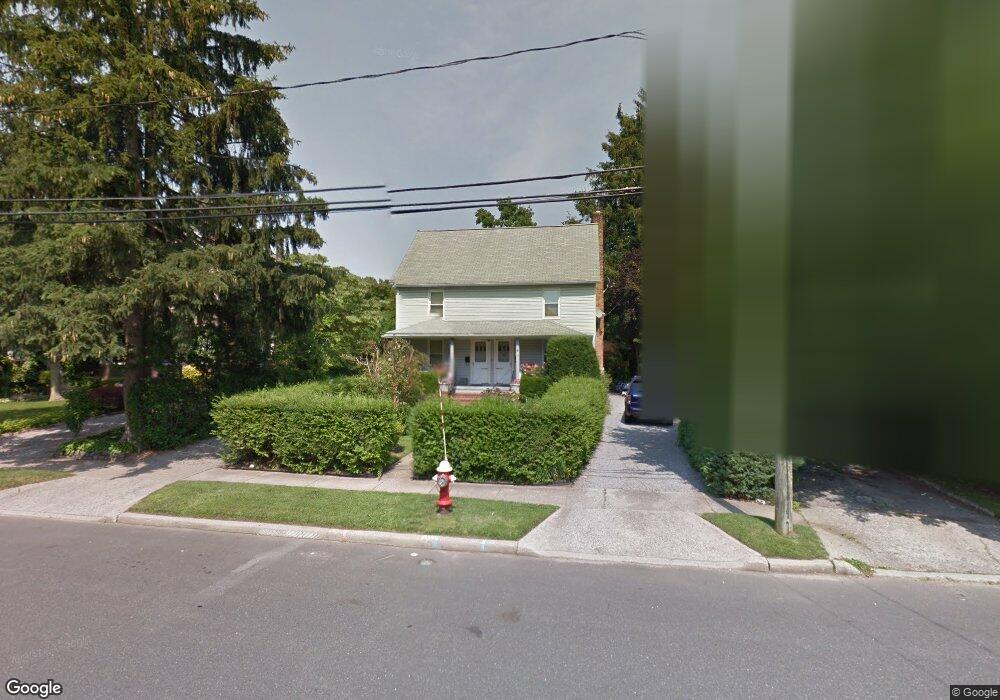 15 Forest Row unit A, Great Neck, NY 11023 - photo 1