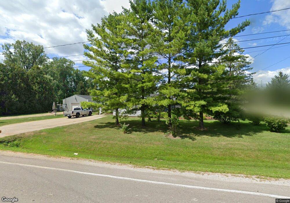 1018 S Chestnut St, Owosso, MI 48867 - photo 1
