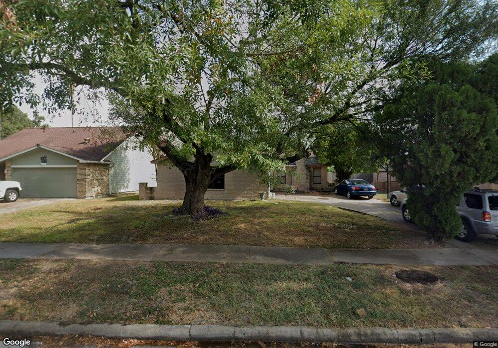 10802 Heather Hill Dr, Houston, TX 77086 - photo 1