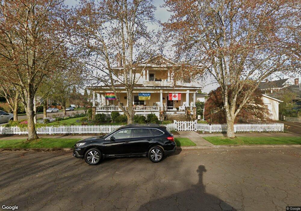 624 Broadalbin St SW, Albany, OR 97321 - photo 1