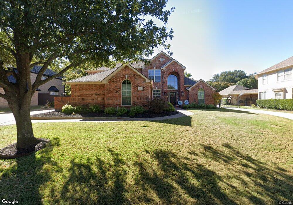 704 Heatherglen Dr, Southlake, TX 76092 - photo 1