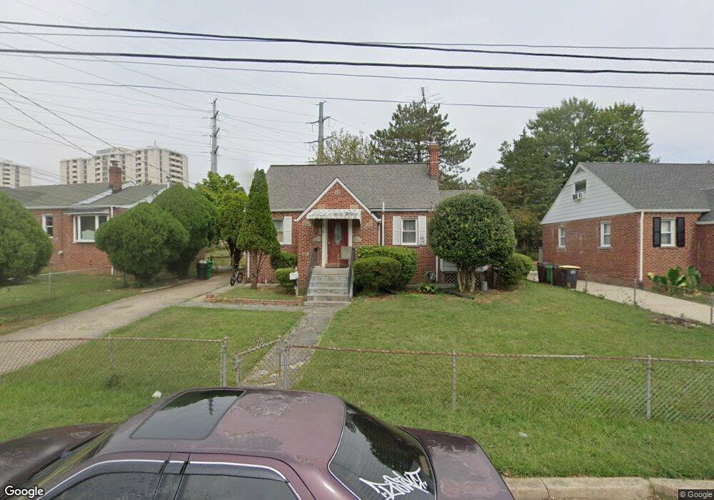 814 Talbert Ln, Hyattsville, MD 20783 - photo 1