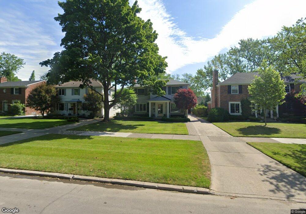 1126 Whittier Rd, Grosse Pointe Park, MI 48230 - photo 1