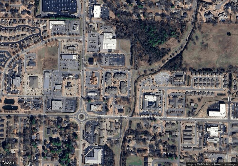 2820 College Ave, Conway, AR 72034 - photo 1