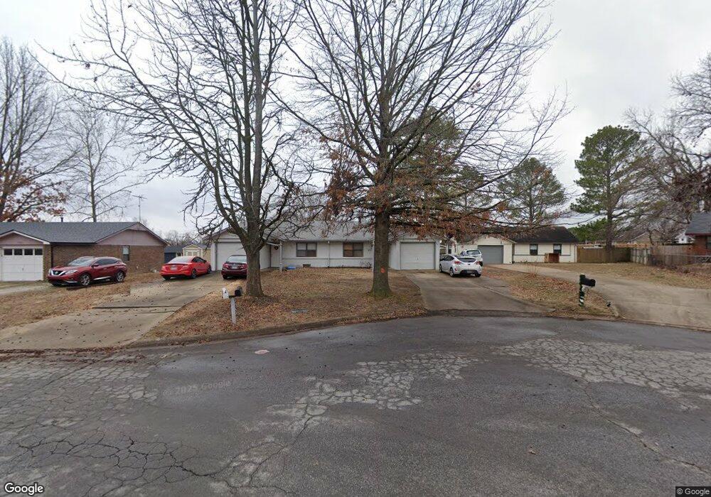 3004,3006 W Hemlock St, Rogers, AR 72756 - photo 1