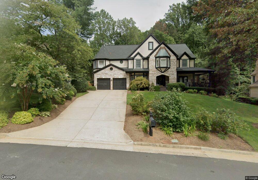 5357 Anvil Ct, Fairfax, VA 22030 - photo 1