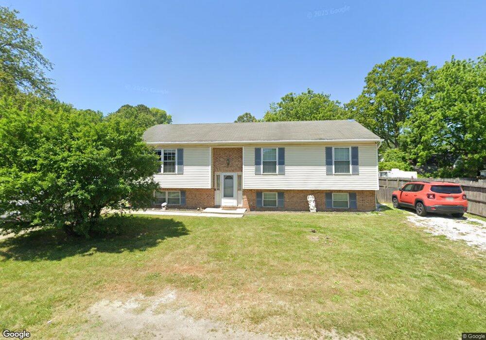 2508 Lodge Farm Rd, Sparrows Point, MD 21219 - photo 1