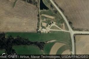 39999 Great River Rd, Sherrill, IA 52073