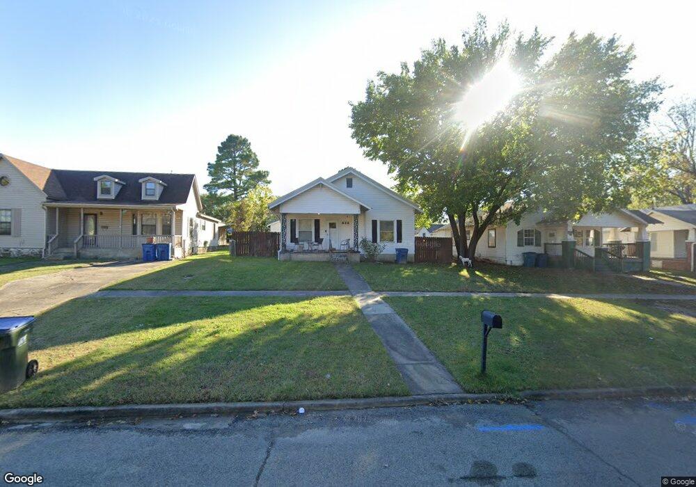 422 W Adams Ave, McAlester, OK 74501 - photo 1