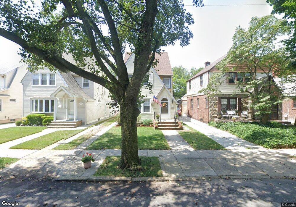 86-18 252nd St, Bellerose, NY 11426 - photo 1