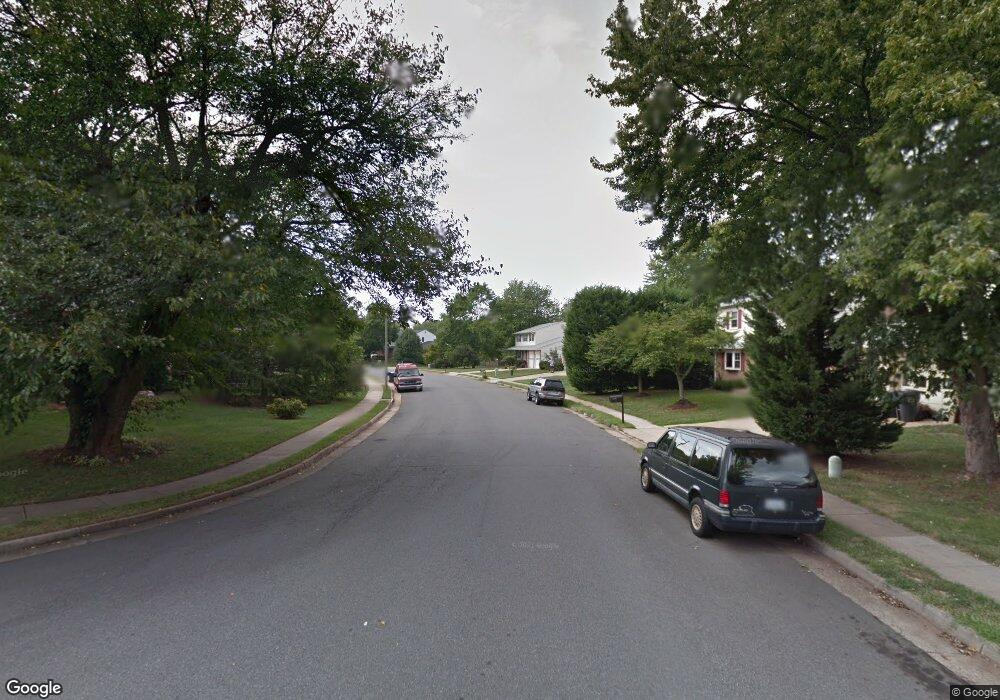 201 Brookfield Dr, Chantilly, VA 20151 - photo 1