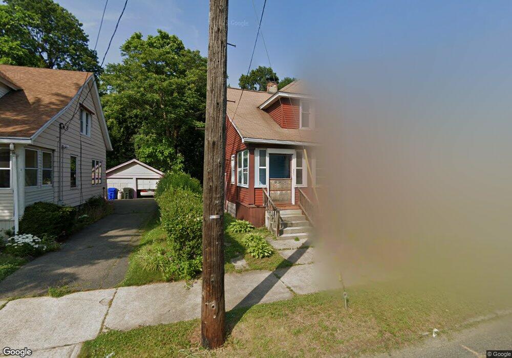 131 Daviston St, Springfield, MA 01108 - photo 1