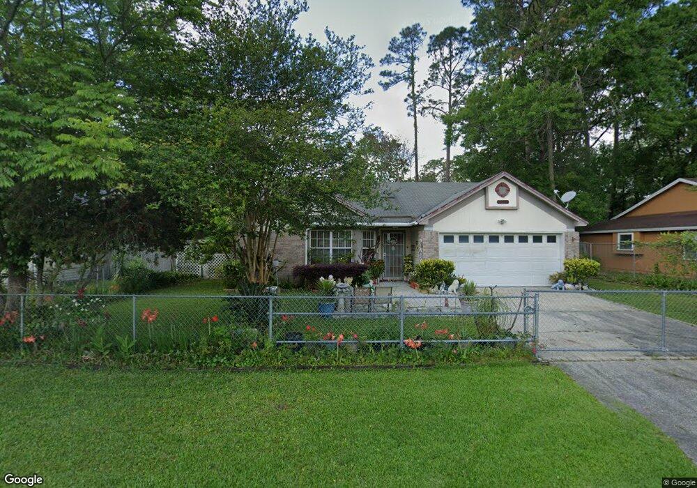 6064 Davon St, Jacksonville, FL 32244 - photo 1