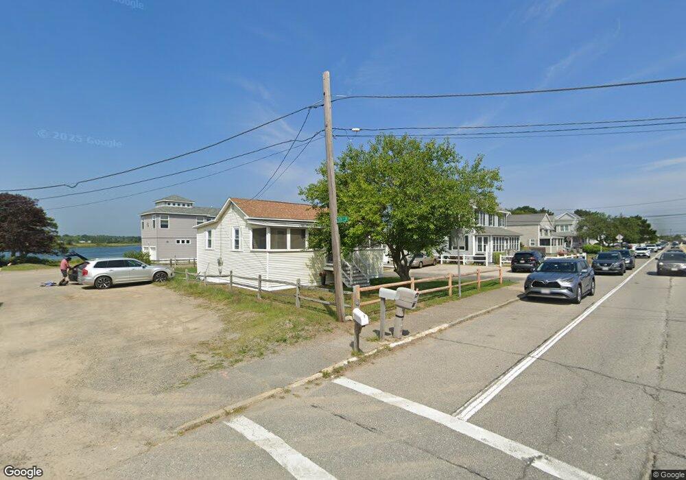 2 5th St W, Salisbury, MA 01952 - photo 1