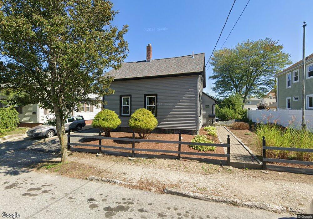 211 Kenyon Ave, Pawtucket, RI 02861 - photo 1