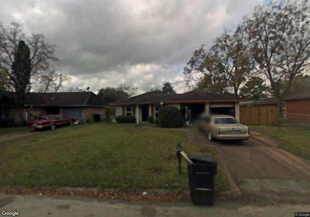 8839 Glenhouse Dr, Houston, TX 77088 - photo 1