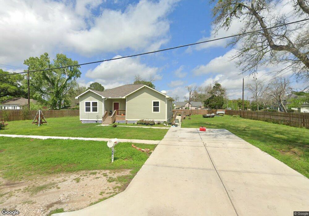 2017 3rd St, Bay City, TX 77414 - photo 1