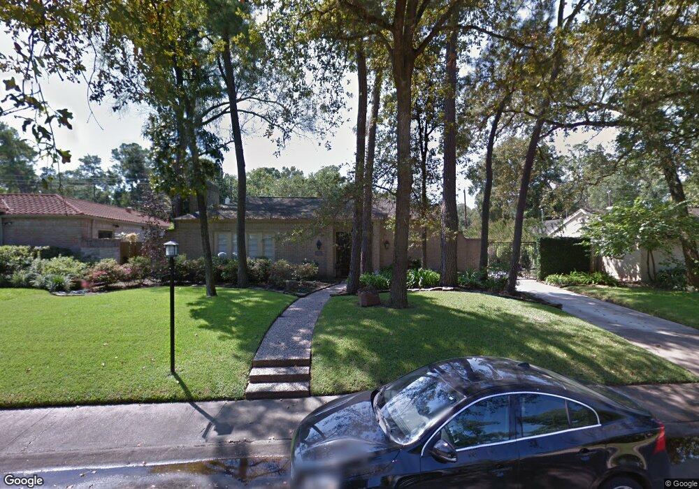 10303 Green Tree Rd, Houston, TX 77042 - photo 1