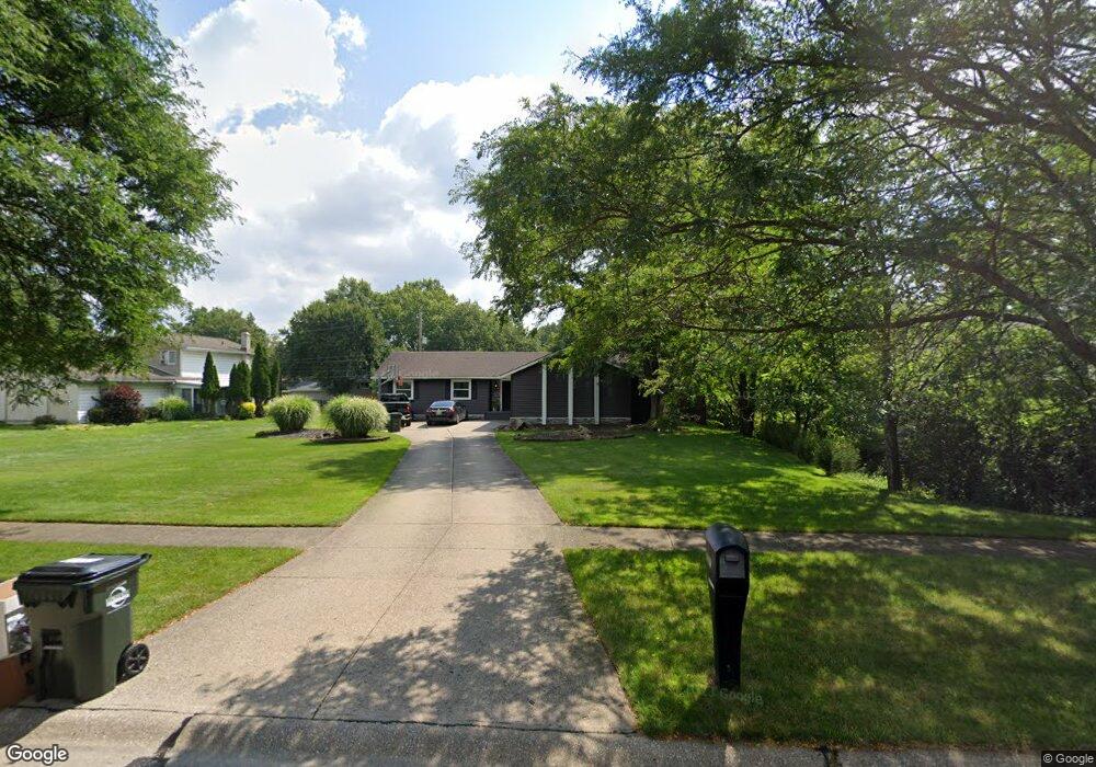 12397 Saturn Dr, North Royalton, OH 44133 - photo 1