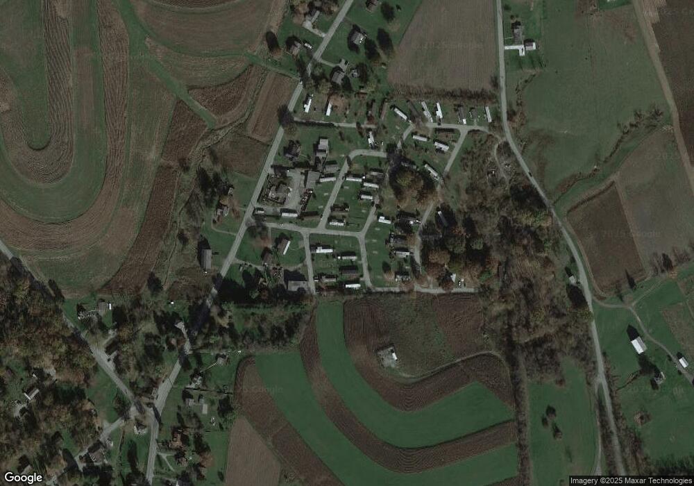 404 Finch Ln, West Newton, PA 15089 - photo 1