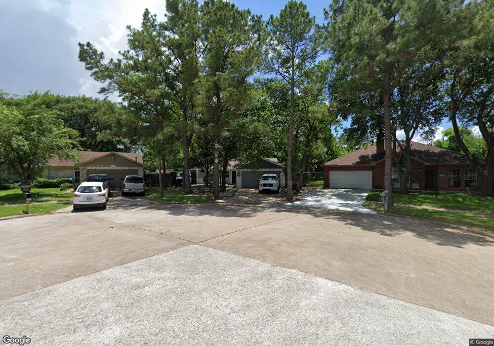 7703 Alperton Dr, Houston, TX 77088 - photo 1