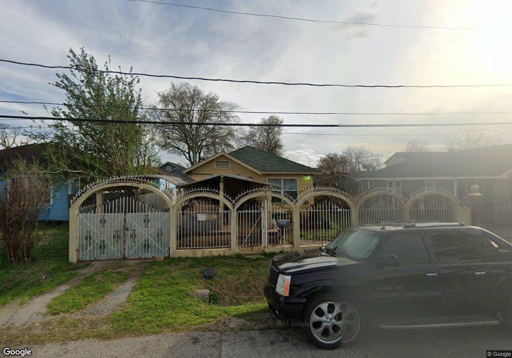 205 Coronado St, Houston, TX 77009 - photo 1