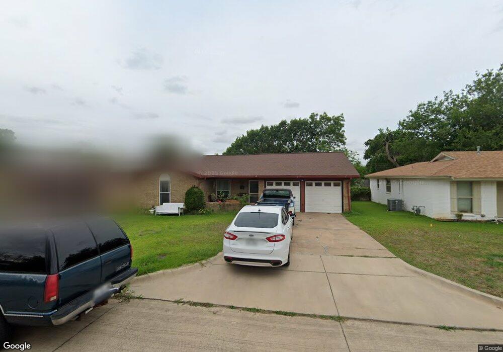 321 Arthur Dr, Hurst, TX 76053 - photo 1