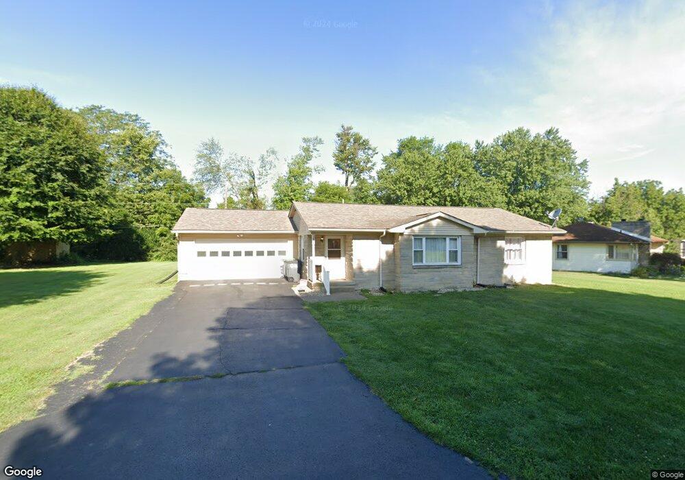 1039 S Beechwood Dr, Rushville, IN 46173 - photo 1