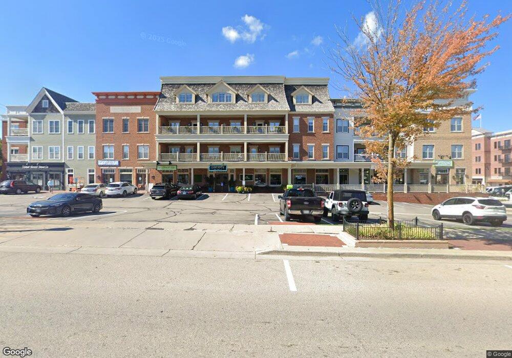 601 Genesee St unit 206, Delafield, WI 53018 - photo 1