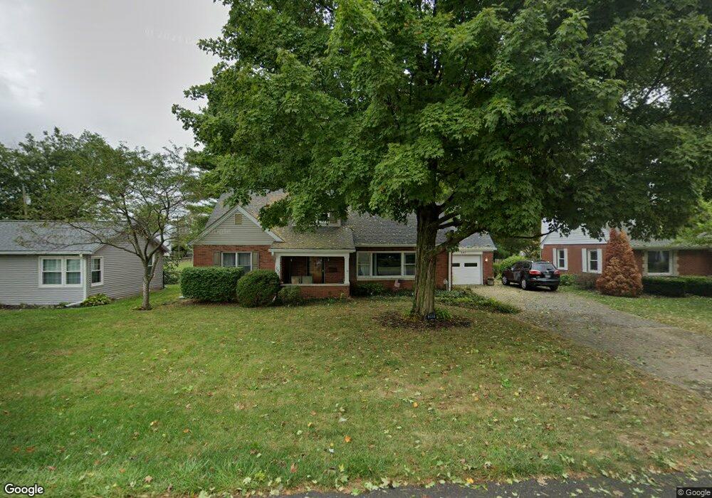 207 Hobbs St, Plainfield, IN 46168 - photo 1