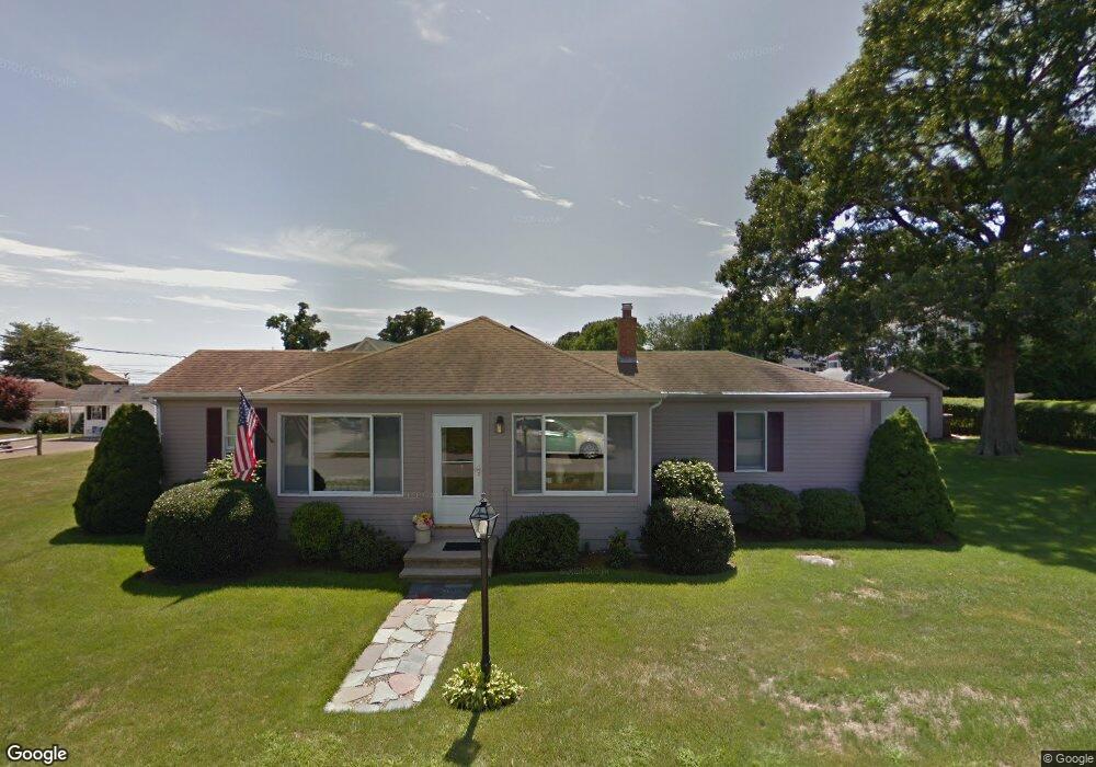 7 Goodwin St, Niantic, CT 06357 - photo 1