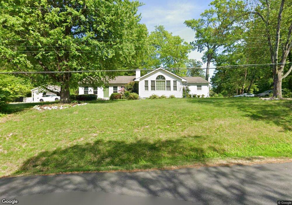 3813 Pineland St, Fairfax, VA 22031 - photo 1