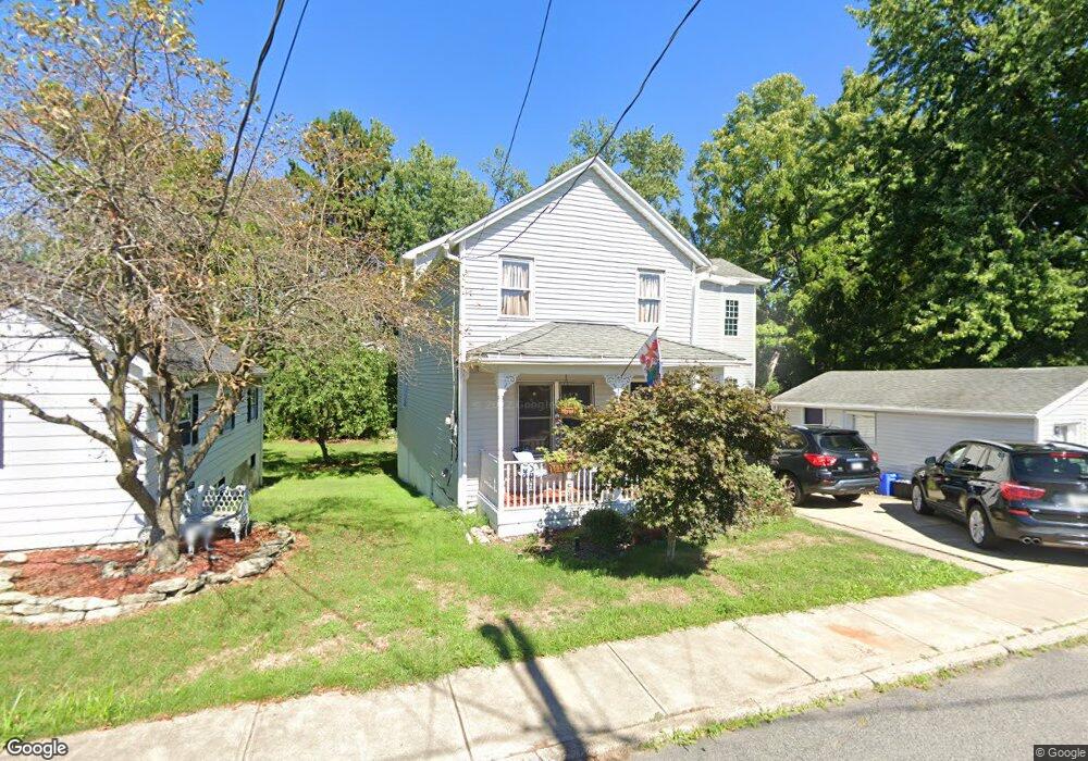 637 Hickory St, Old Forge, PA 18518 - photo 1