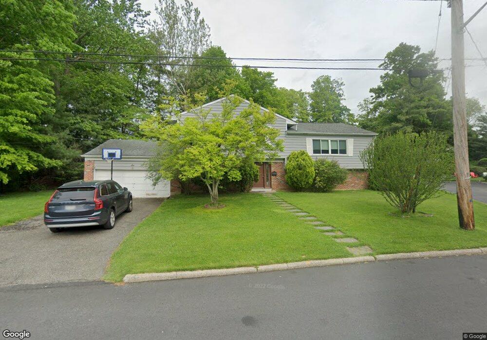 6 Edgemont Cir, Scarsdale, NY 10583 - photo 1