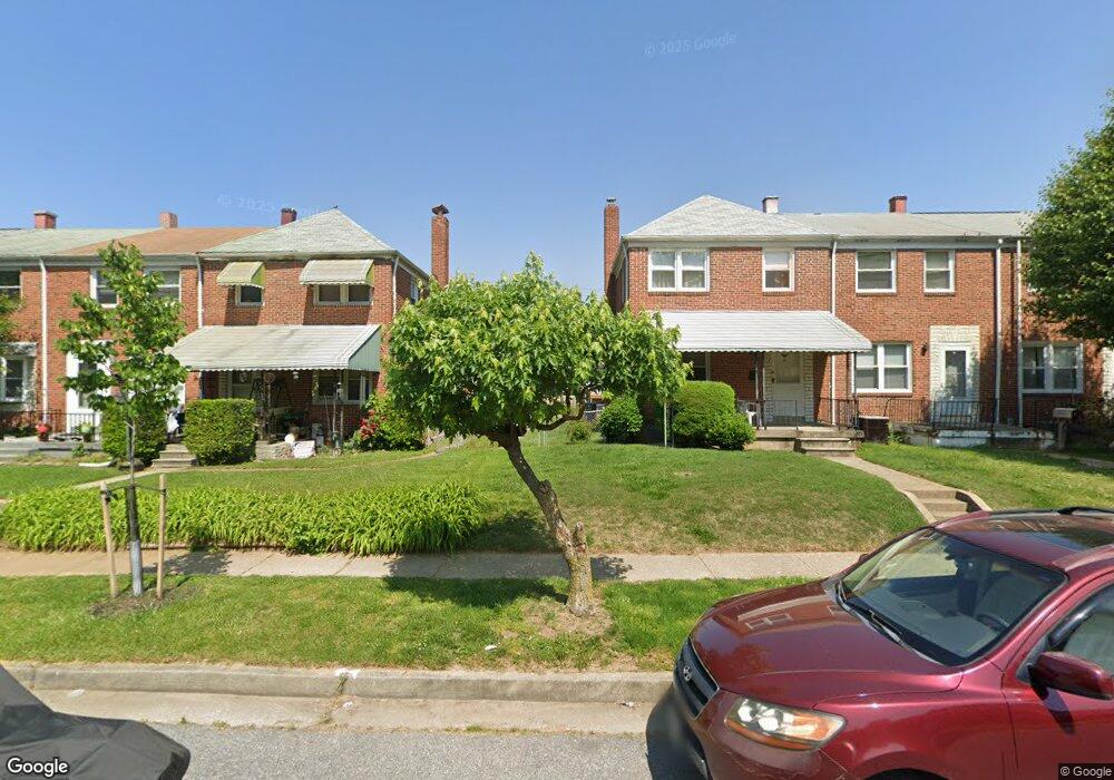 2240 Graythorn Rd, Middle River, MD 21220 - photo 1