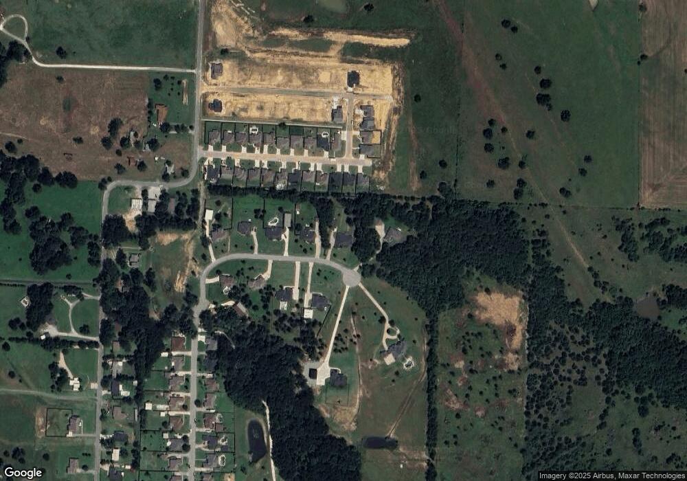 210 Chrissa Dr, Pottsboro, TX 75076 - photo 1