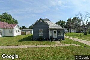 406 3rd St, Seaton, IL 61476