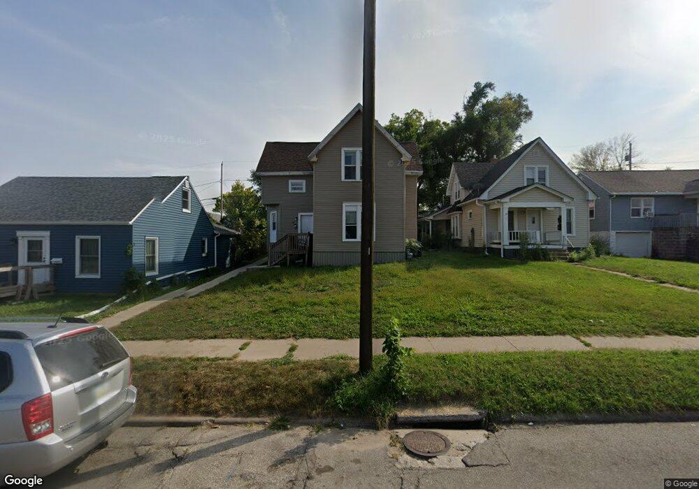 637 16th Ave SW, Cedar Rapids, IA 52404 - photo 1