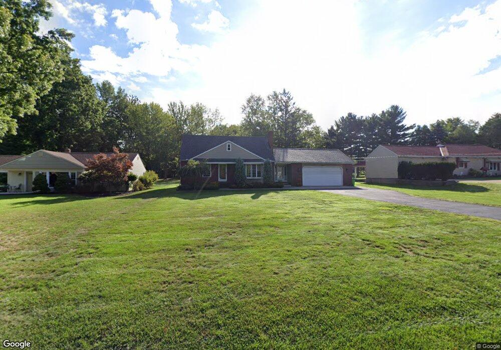 2211 Country Club Dr, Wickliffe, OH 44092 - photo 1