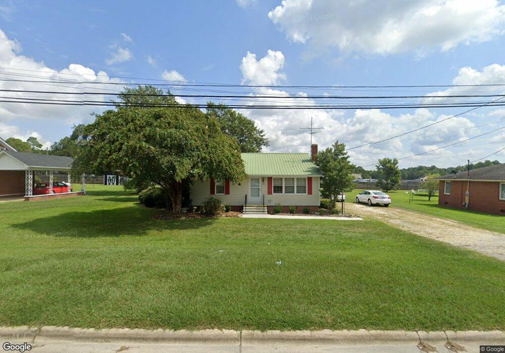 308 Clinton St, Newton Grove, NC 28366 - photo 1