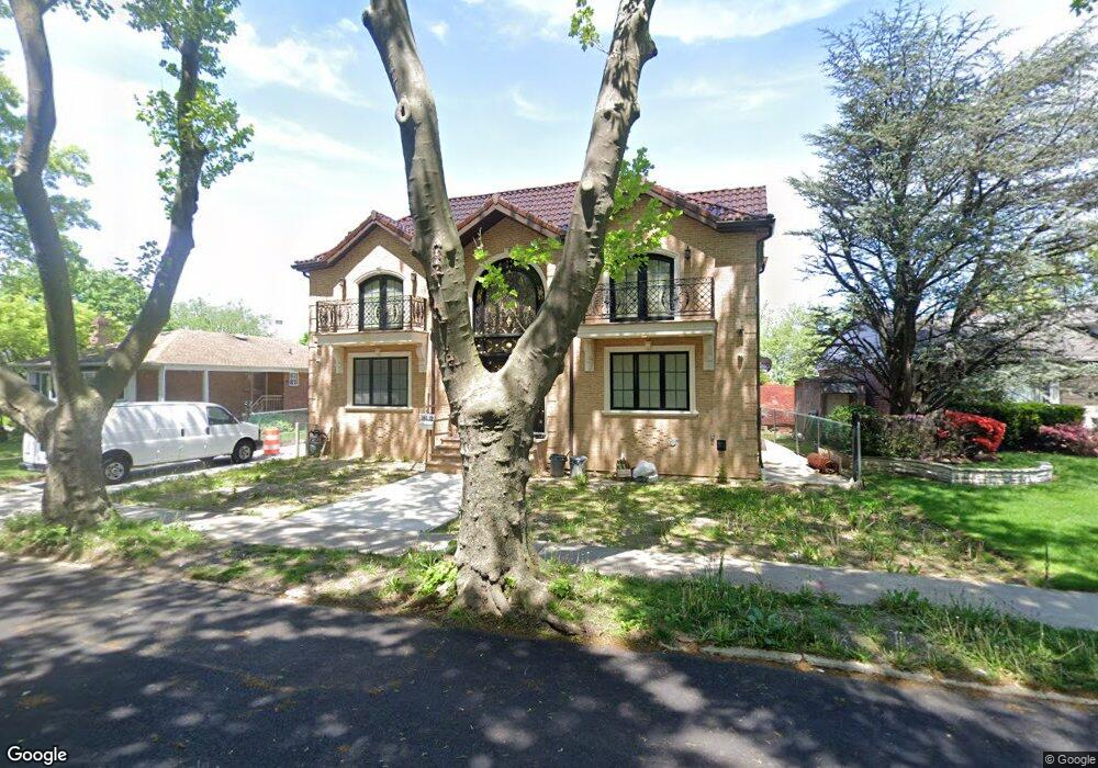 26209 Grand Central Pkwy, Little Neck, NY 11362 - photo 1