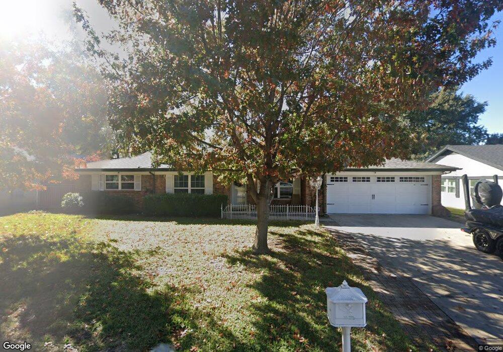 413 Glenn Dr, Hurst, TX 76053 - photo 1