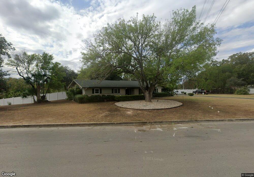 621 Fair Ln, New Braunfels, TX 78130 - photo 1