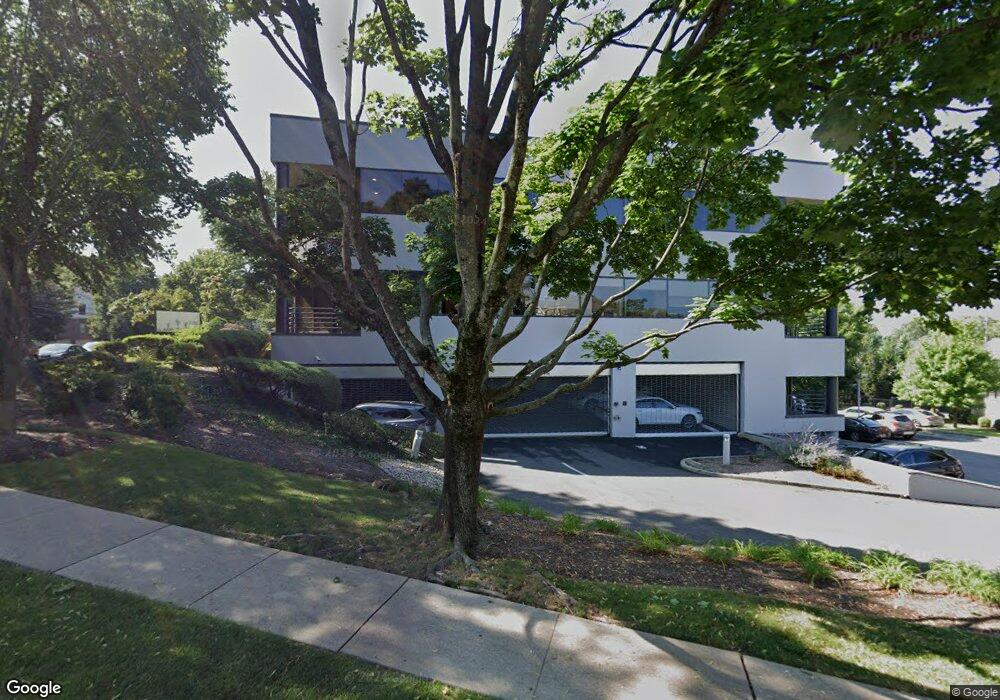 300 Grand Ave unit 2, Englewood, NJ 07631 - photo 1