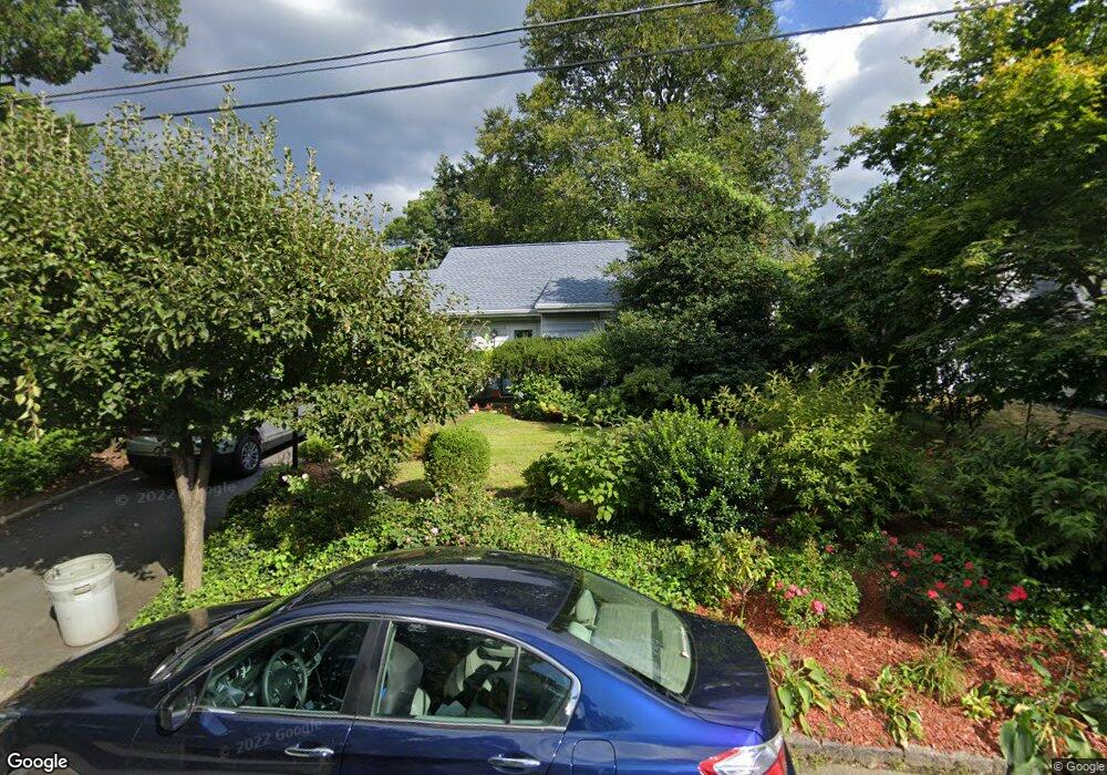 16 Half Moon Ln, Tarrytown, NY 10591 - photo 1