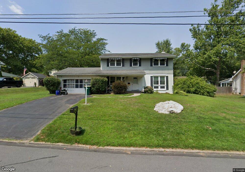 21 Applewood Dr, Easton, PA 18045 - photo 1